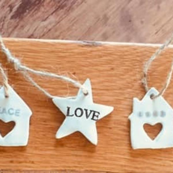 Homemade for Good: 980 decorations